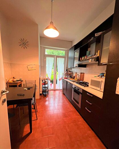 Appartamento bilocale in affitto in Via Paolo Diacono, Como