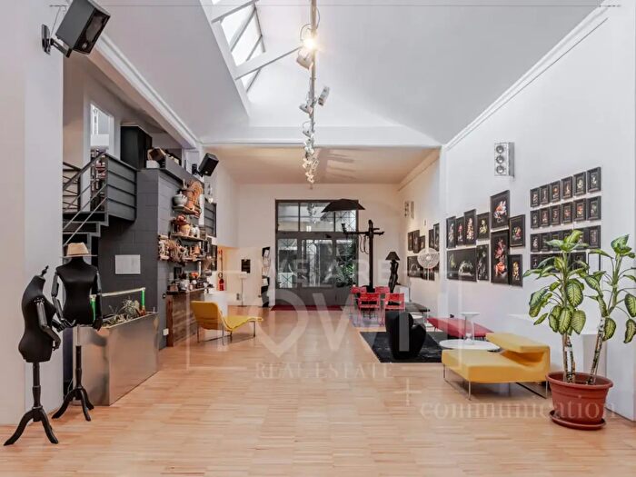 Appartamento con 5 locali in vendita in Via Giacomo Watt, Milano