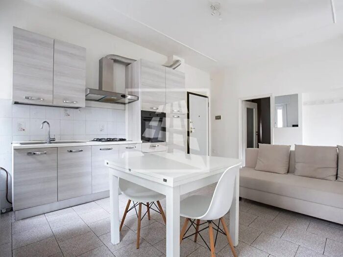 Appartamento trilocale in vendita in Via Giuditta Sidoli, Reggio Emilia