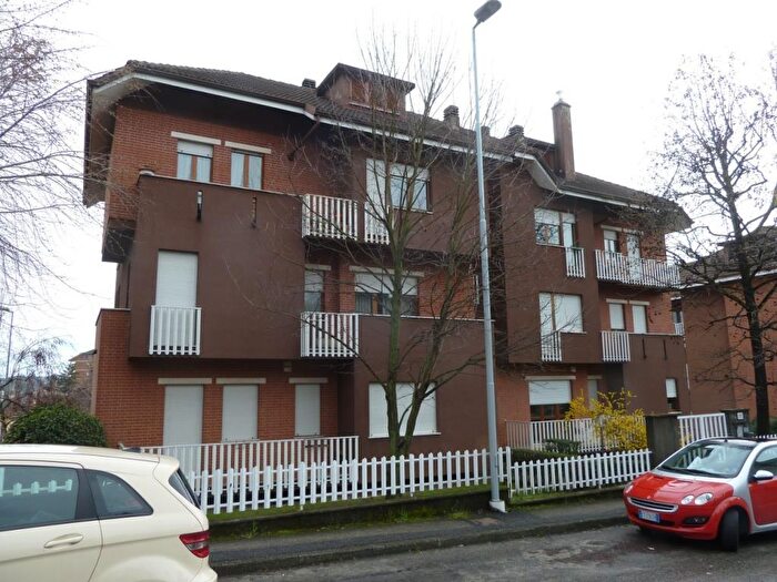 Appartamento bilocale in vendita in Via Auna, Asti