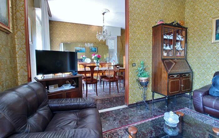 Appartamento quadrilocale in vendita in Viale della Repubblica, Voghera