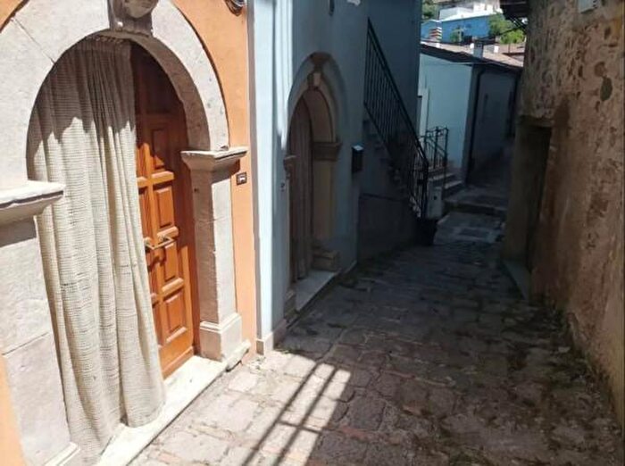 Appartamento trilocale in vendita in Via Ciro Menotti, Avigliano