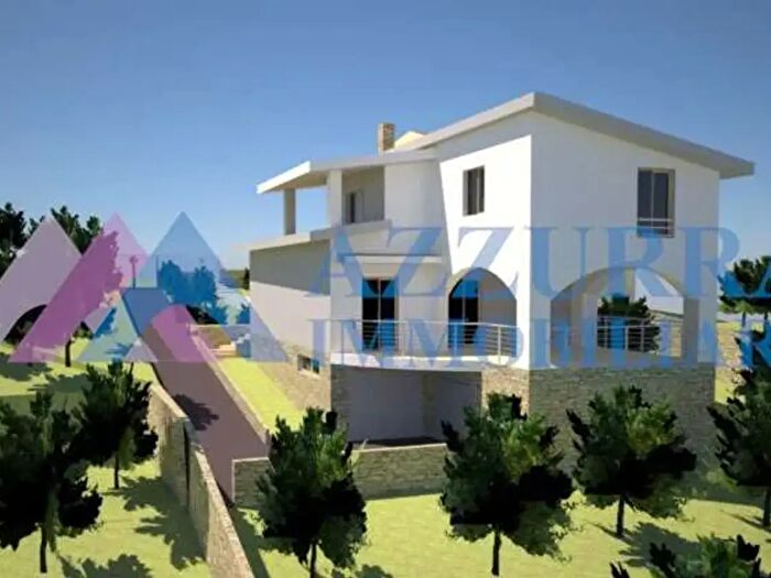 Casa con 11 locali in vendita in Via Montevecchio, Vasto