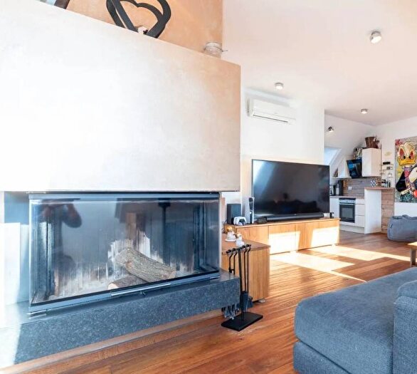 Appartamento quadrilocale in affitto in Via San Marco, Turati, Milano