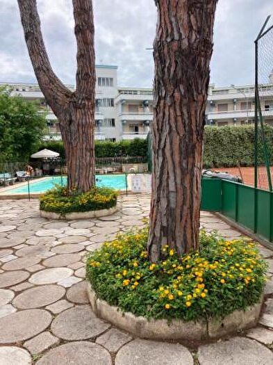 Appartamento con 6 locali in vendita in Via Pontina, Terracina