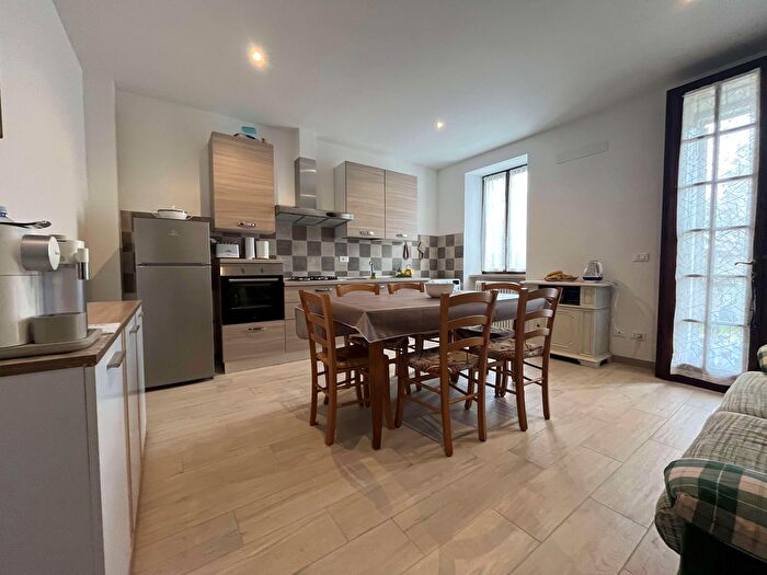 Appartamento monolocale in affitto in Via Salieri, Verona