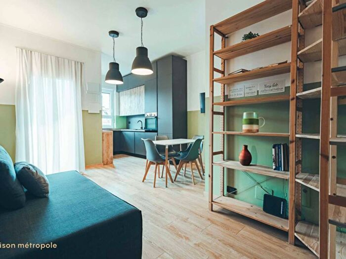 Appartamento trilocale in affitto in Via Montebello, Vanchiglia, Torino