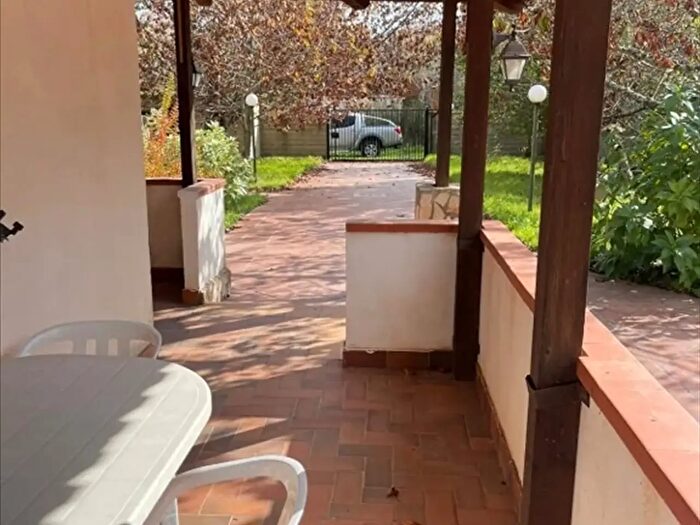 Casa quadrilocale in vendita in Villaggio Calarco San Roberto, San Roberto