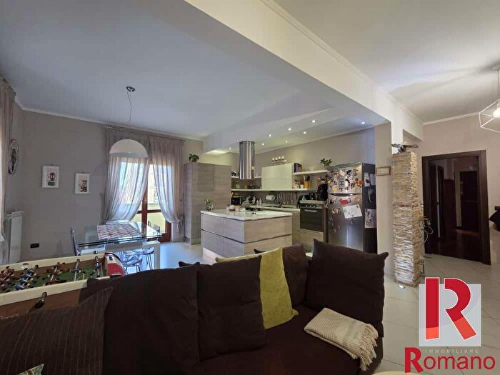 Appartamento quadrilocale in vendita in Via Alcide De Gasperi, Santa Maria Capua Vetere