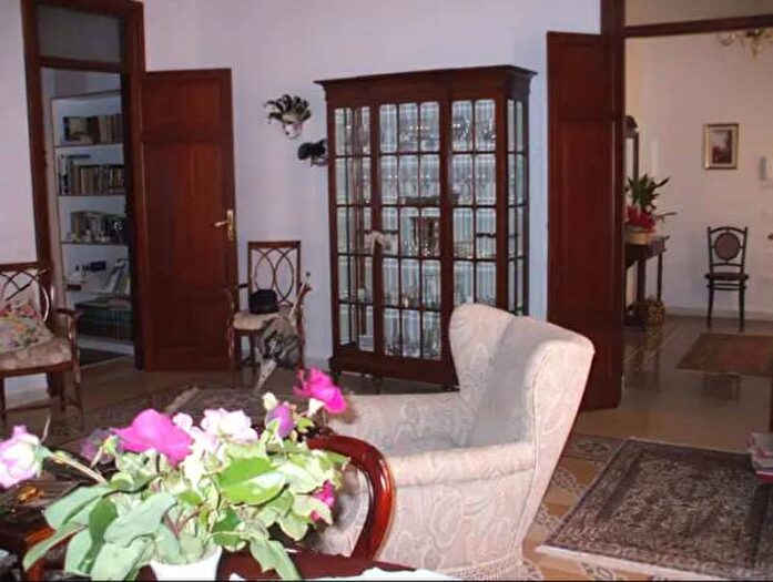 Appartamento con 6 locali in vendita in Via Quattrociocchi, Bagheria