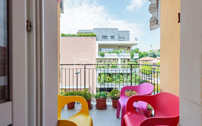 Appartamento trilocale in vendita in Via Vincenzo Bellini, Parma