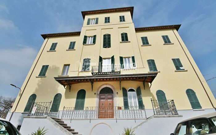 Appartamento trilocale in vendita in Via Abruzzo, Ascoli Piceno