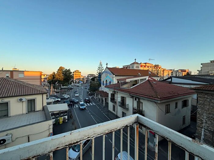 Appartamento con 5 locali in vendita in Via Corace, Catanzaro