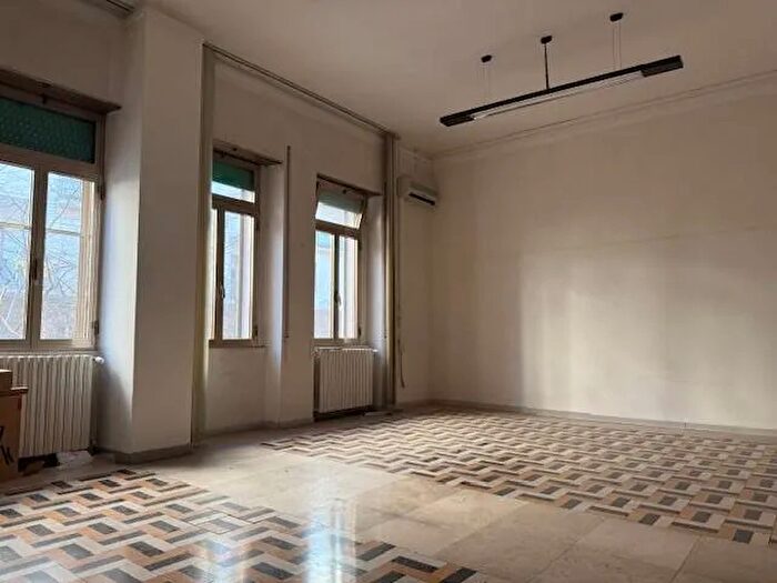 Appartamento con 5 locali in vendita in Via Zara, Foggia