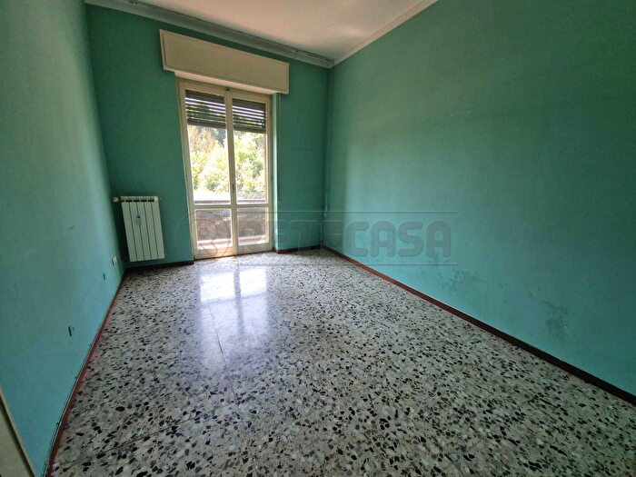 Appartamento trilocale in vendita in Via Carlo Vittori, Cremona