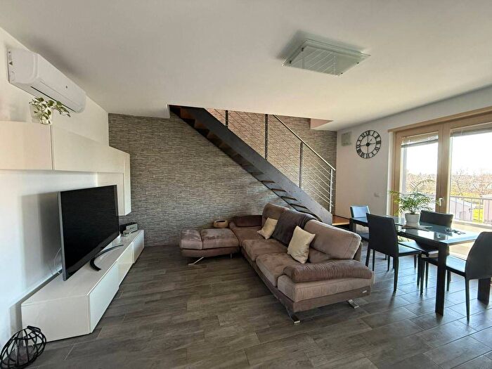 Appartamento quadrilocale in affitto in Via Cividina, Centro, Martignacco