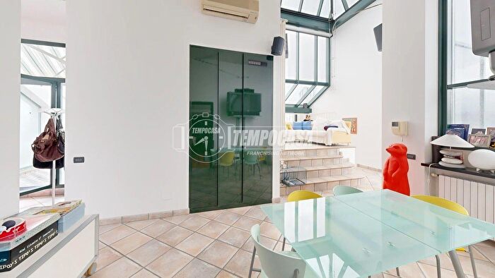 Appartamento con 9 locali in vendita in Via a Vialardi di Verrone, Biella