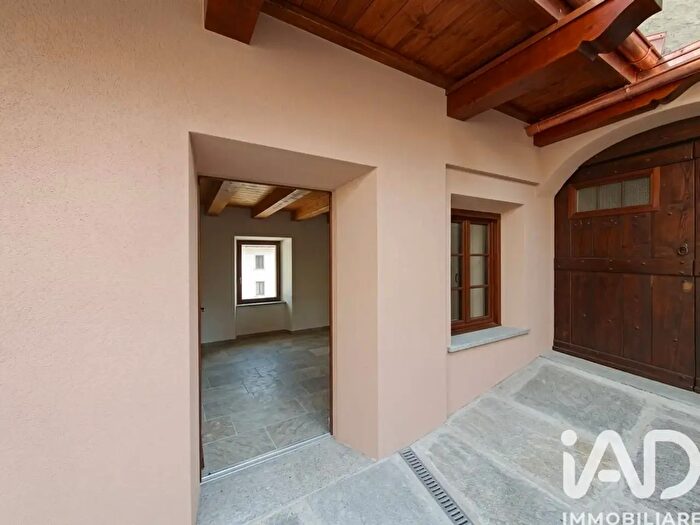 Appartamento con 5 locali in vendita in Via Des Ambrois, Oulx
