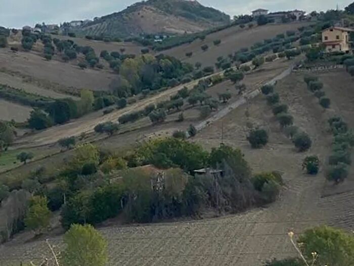 Casa quadrilocale in vendita in Via Cavatassi, Tortoreto