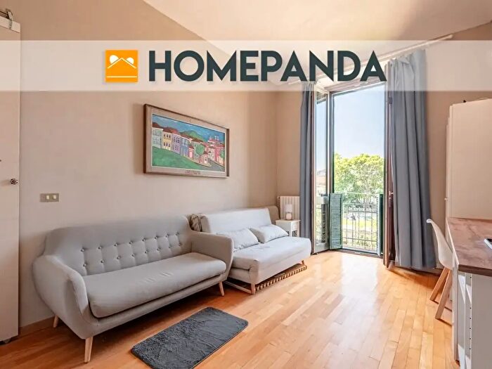Appartamento trilocale in vendita in Via Arquata, Torino