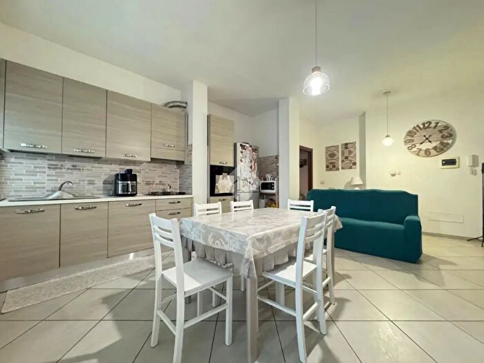 Appartamento trilocale in vendita in Via Avigliana, Carmagnola