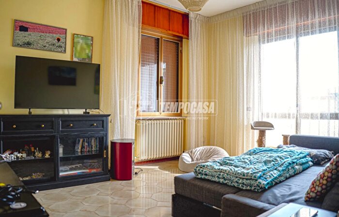 Appartamento quadrilocale in vendita in Via San Gervasio, Mondolfo