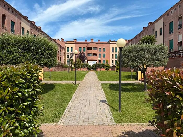 Appartamento con 5 locali in vendita in Livorno