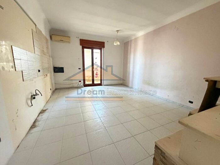 Appartamento quadrilocale in affitto in Via Oasi Sacro Cuore, Centro Storico, Giugliano in Campania