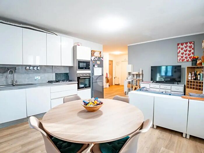 Appartamento trilocale in vendita in Via Francesco Mattedi, Trento