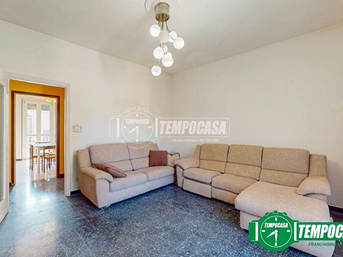 Appartamento trilocale in vendita in Via Fiume, Piazza Genova, Alessandria
