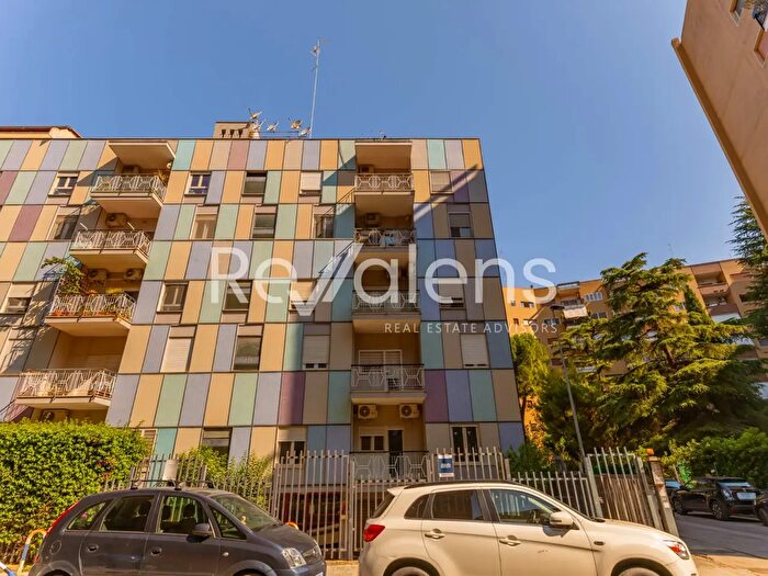 Appartamento con 5 locali in vendita in Cardinale Marcello Mimmi, Bari