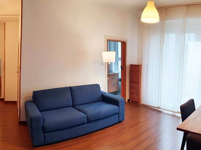 Appartamento bilocale in affitto in Cadore, Milano