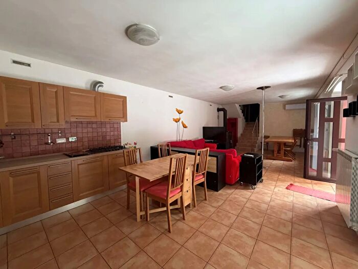 Appartamento con 5 locali in affitto in Via delle Linfe, Trieste
