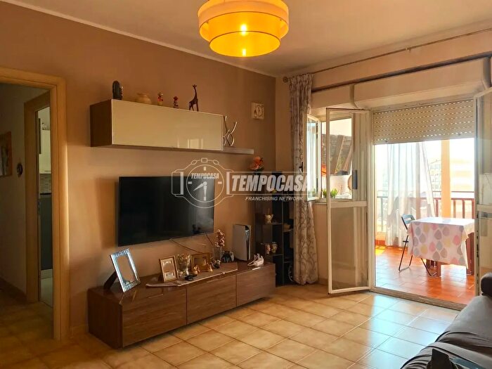 Appartamento trilocale in vendita in Viale Grimaldi, Catania