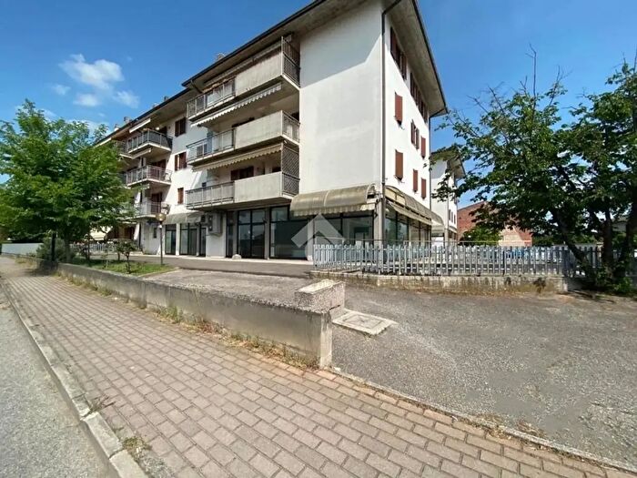 Appartamento trilocale in vendita in Isola Della Scala