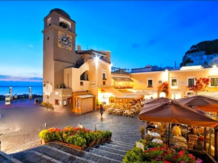 Appartamento bilocale in vendita in Via Fuorlovado, Capri
