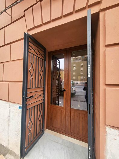 Appartamento bilocale in vendita in Crociferi, Palermo