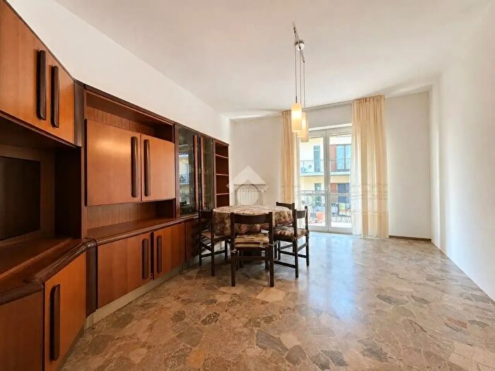 Appartamento quadrilocale in vendita in Via Lombardi Don Gian Battista, Ponte San Pietro