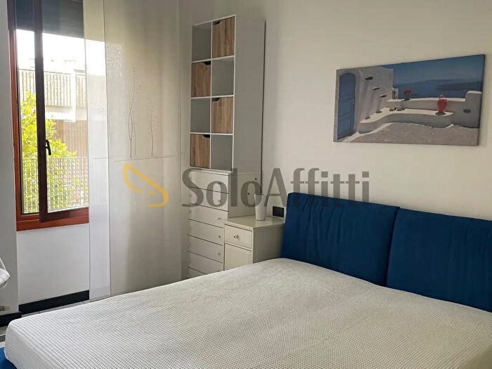 Appartamento bilocale in affitto in Via Fernando Santi, Milano