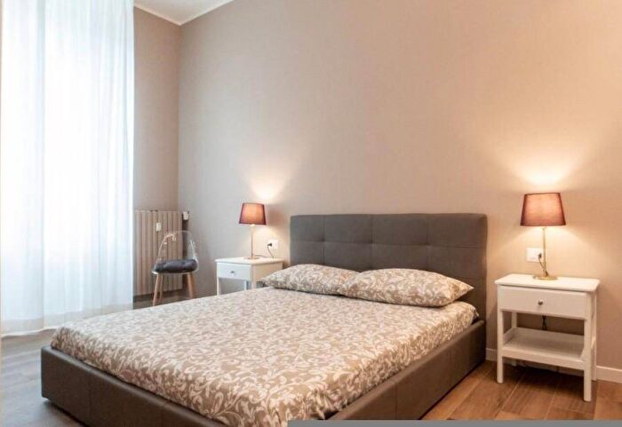 Appartamento bilocale in affitto in Viale Beatrice d'Este, Quadronno Crocetta, Milano