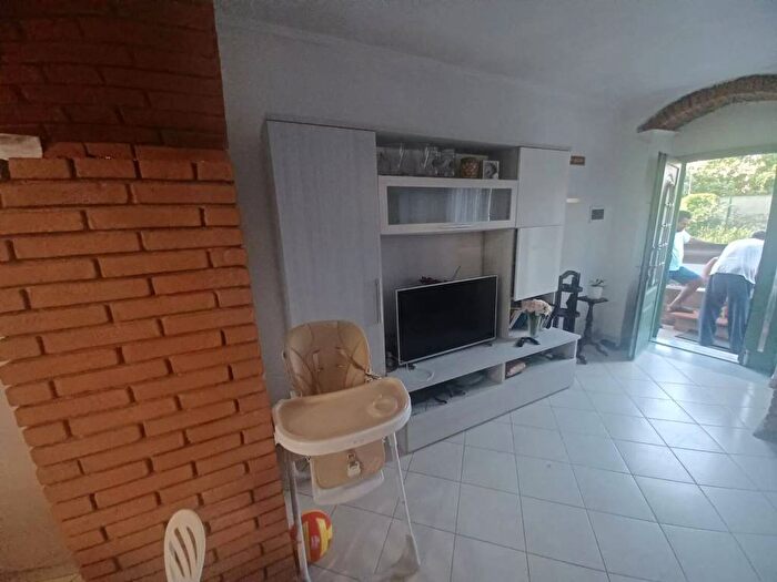 Casa con 5 locali in affitto in Via Aurelia Nord No Number, Centro, Arcola