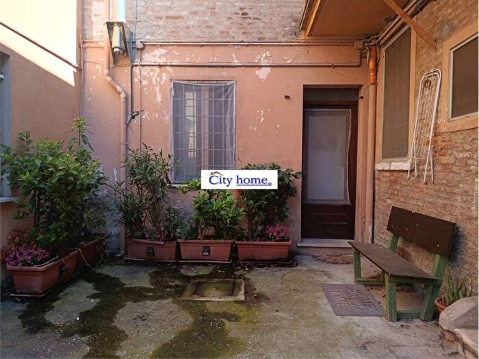 Appartamento bilocale in affitto in Ippodromo, Ferrara