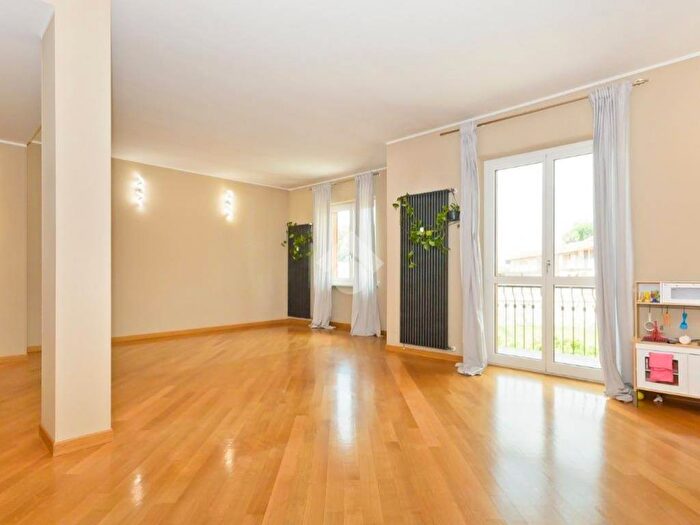 Appartamento con 6 locali in affitto in Via Umberto I, Pecetto Torinese
