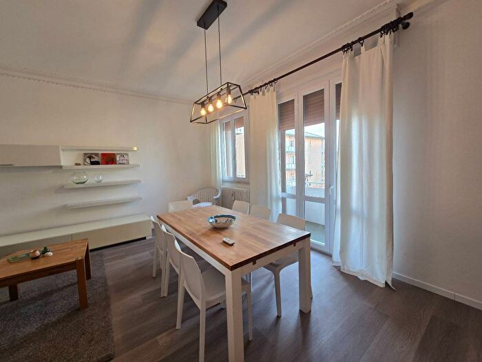 Appartamento con 5 locali in affitto in Via Giambattista Canonici, Foro Boario, Ferrara
