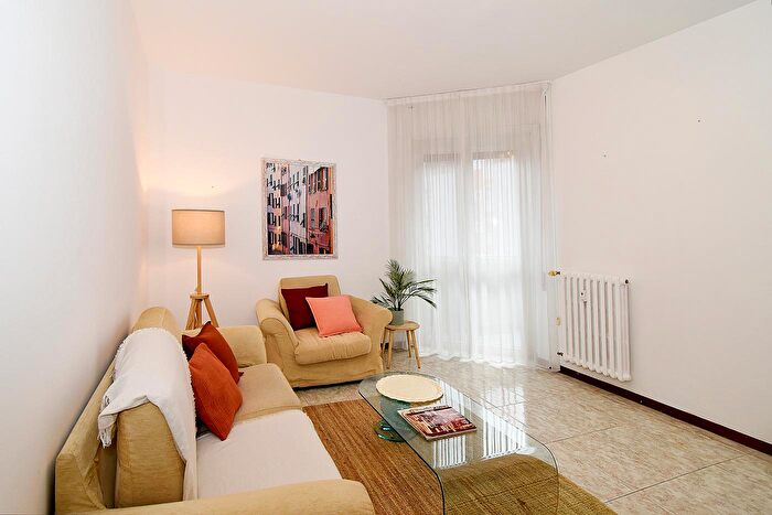 Appartamento trilocale in vendita in Via della Resistenza, Opera