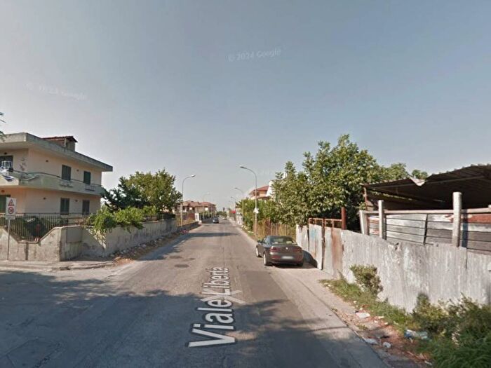 Appartamento quadrilocale in affitto in Viale Libertà, Gricignano di Aversa