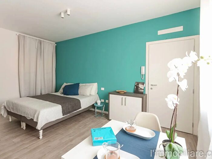 Appartamento monolocale in affitto in Via Lavello, Verona