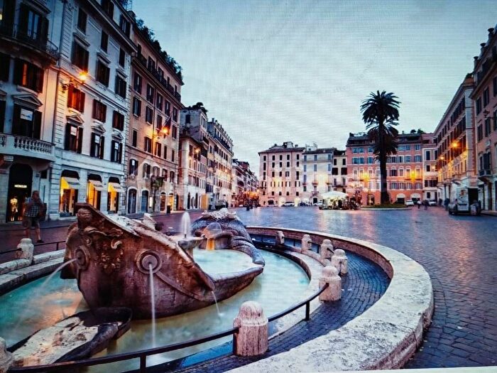 Appartamento con 5 locali in affitto in Piazza di Spagna, Spagna, Roma