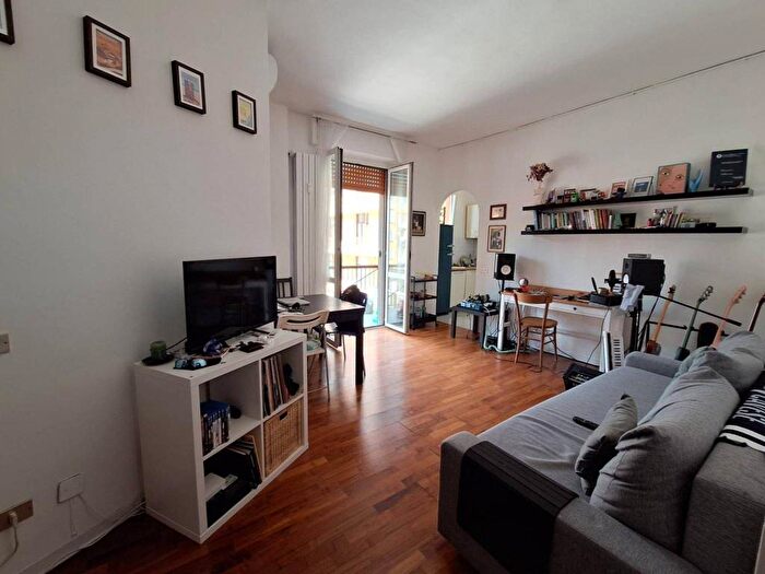 Appartamento bilocale in affitto in Corso San Gottardo, Milano