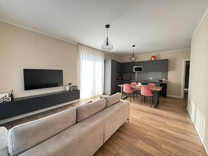 Appartamento quadrilocale in vendita in Via Don Giuseppe Mingotti, Castrezzato